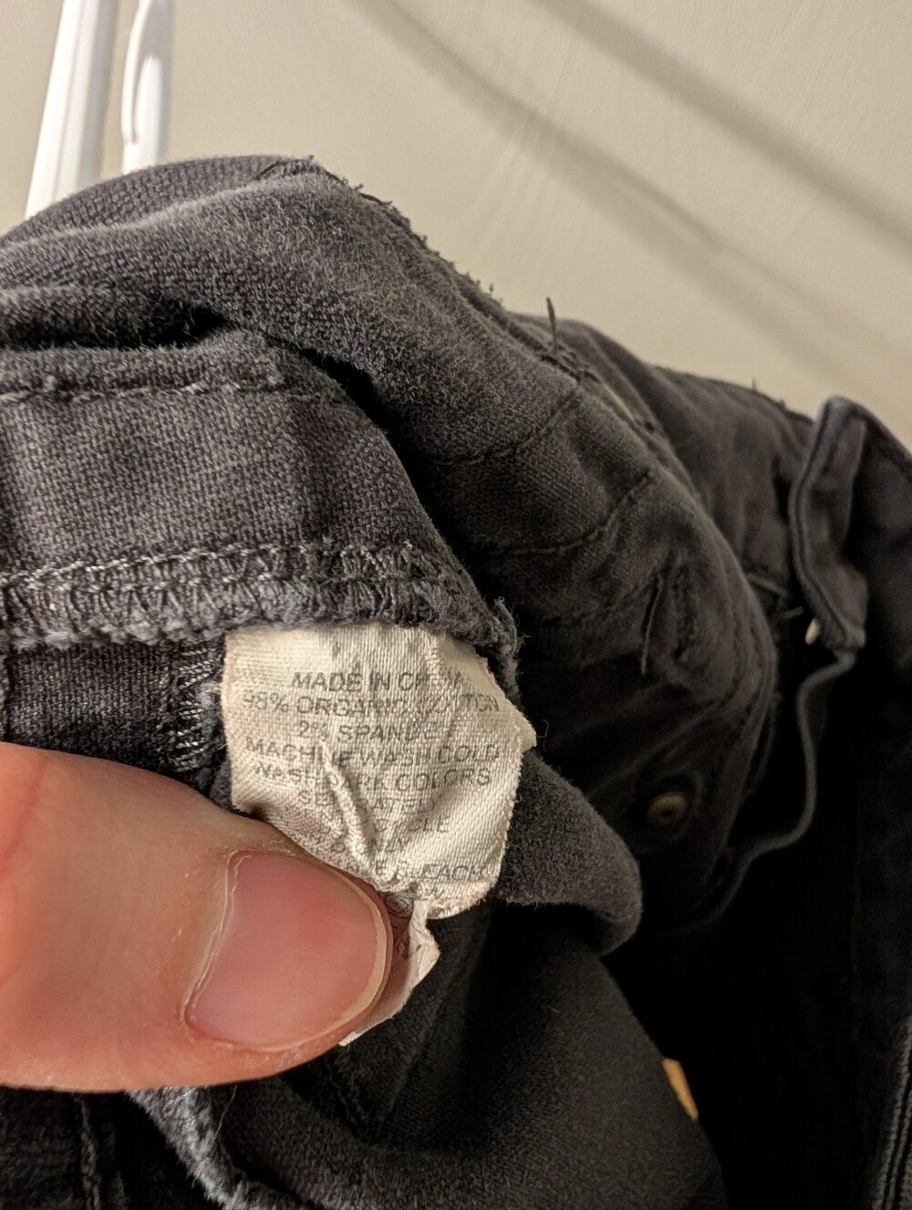Prana Low Rise Cargo Shorts - Picture 4 of 4